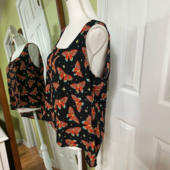 ModCloth Butterfly Print Top - Picture 7 of 9